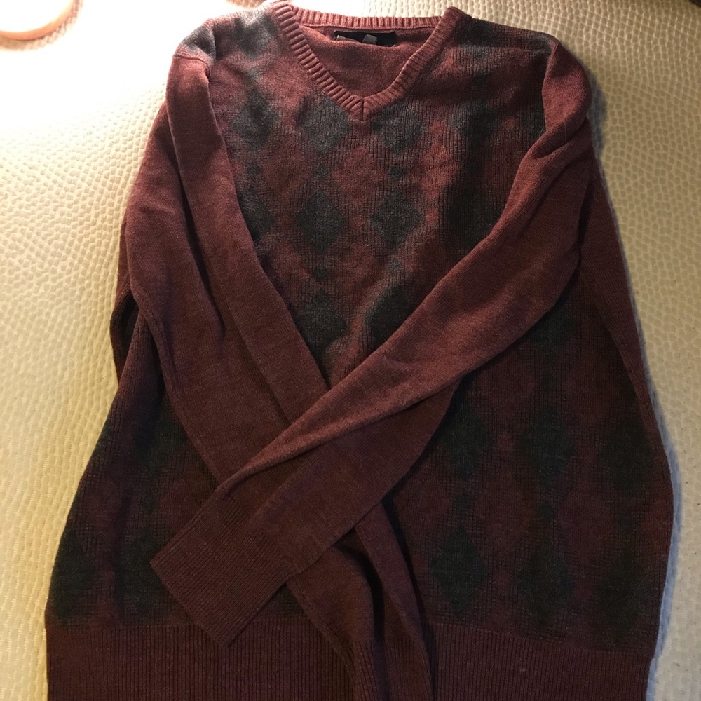 Plaid Black, Red Geoffrey Beene M Sweater